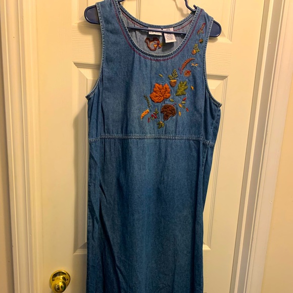 Women’s Vintage Denim Dress. - Picture 1 of 7